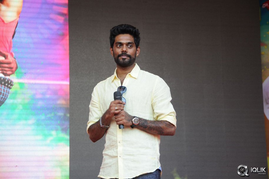 Current-Theega-Movie-Platinum-Disc-Function